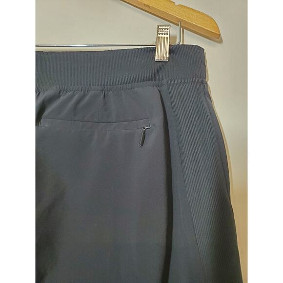 Athleta Womens 8 Brooklyn Pants Black Straight Leg Elastic Waist Pockets Active - Picture 6 of 13